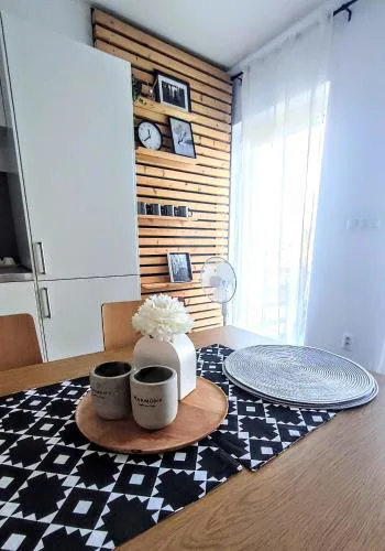 Comfort Apartment for 6 & Loggia & Free Parking