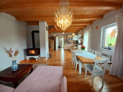 Hikeslovakia House