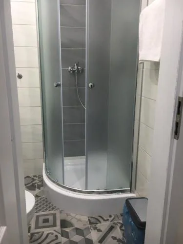 Apartman Saris