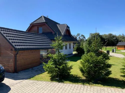 Villa Rocky View