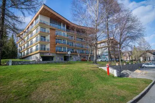 TRITA SK - Apartmán Hrebienok resort 108 - Central location - Garage parking