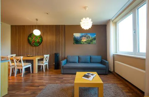 No. 39, Apartment House Oliver