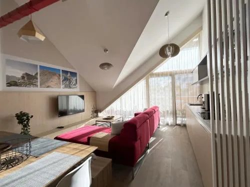 Moderný apartmán Swen s 2 terasami Tatranská Lomnica