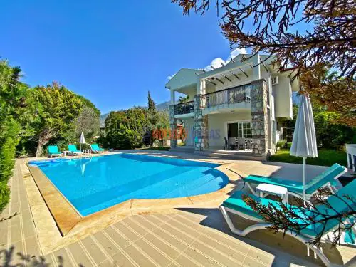 GOLD Villa 6