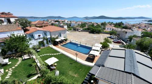 Cunda Ömer Ağa Konağı