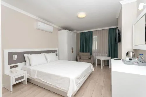 Bay Nihat Otel Lale