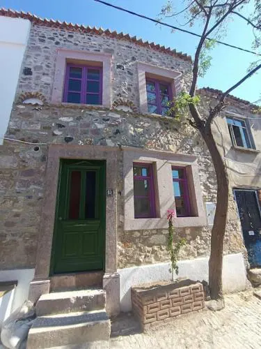 Tarihi Restore Edilmiş Rum Evi