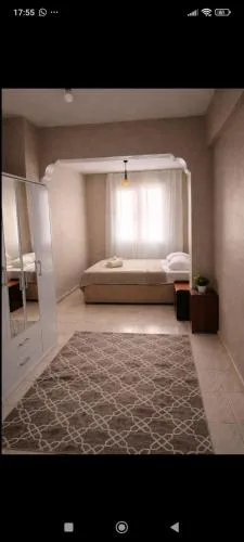 Tunç konuk evi