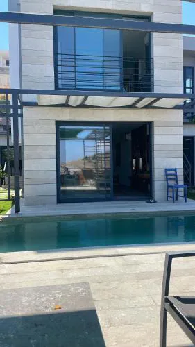 Bodrum akyarlarda havuzlu lüks villa