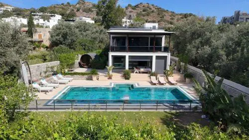 Sea View Villa in most upscale Yalikavak