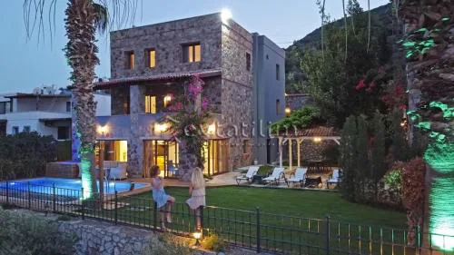 Villa Torba Bay by EvTatilim