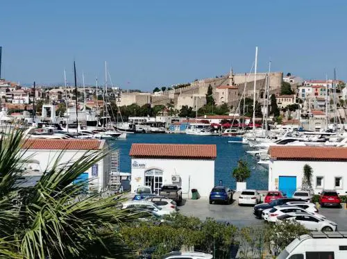Marina Guest House