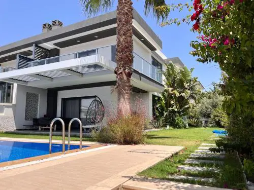 Stay in a Modern Villa with a Private Pool in Çeşme
