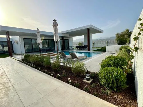 Ashta Suites - Nora Suite