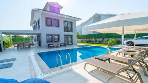 Detached Villa with Private Pool in Fethiye İnlice