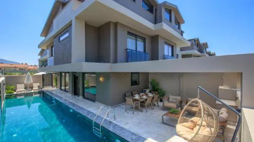 Fethiye Merkez de Sauna,Jakuzi ,Türk Hamamı, Pool ,BBQ, Isıtmalı Havuz ,Yerden Isıtma