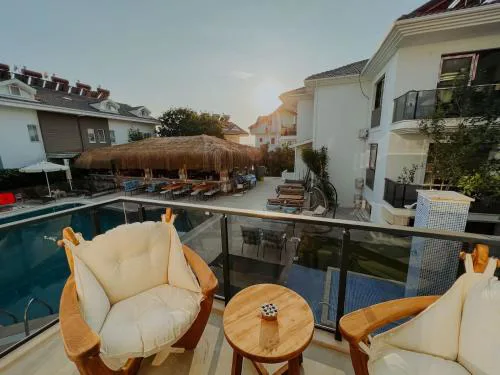 Marla Suite Hotel