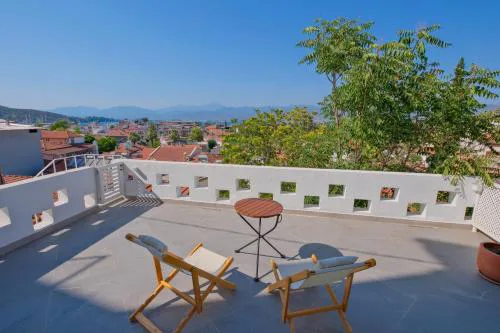 Stay at the heart of Fethiye - Piccolo House