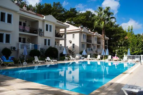 2BR Apartment in Ölüdeniz with Large Pool in Quiet Area