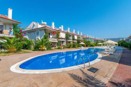 Sunset Beach Club Aqualettings Mermaid 37