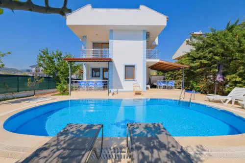 Talia Deniz Manzaralı Villa