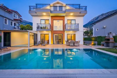 Villa Lotus/ Ölüdeniz Isıtmalı kapalı havuzlu
