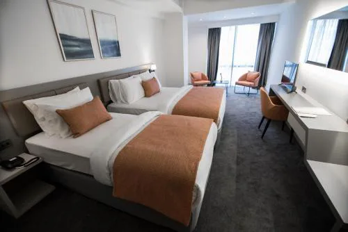 Dovv Hotel Busıness