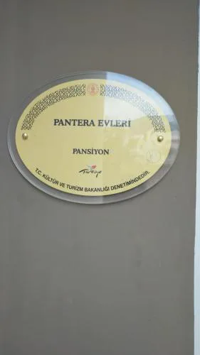 Pantera Evleri
