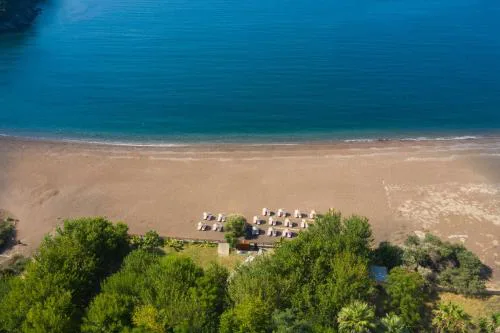 Eden Bungalows and Beach