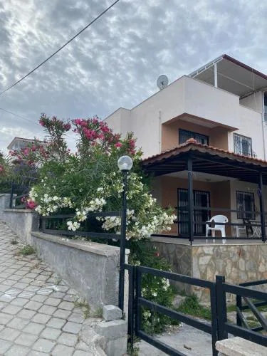 Detached Summer House with Peaceful View