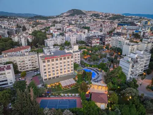Marbel Hotel by PalmWings