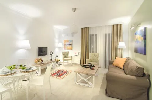 Rodina Suites Hotel