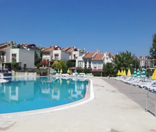 Triplex Family House, Kusadasi