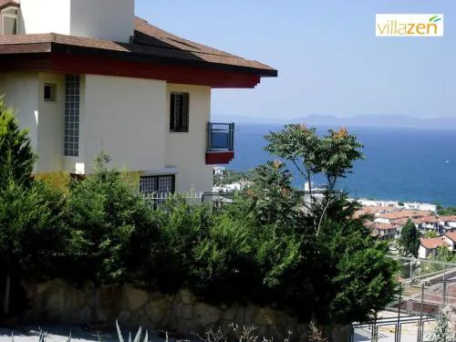Villa 6 Rooms 1 Living Room Magnificent Sea View Kuşadası