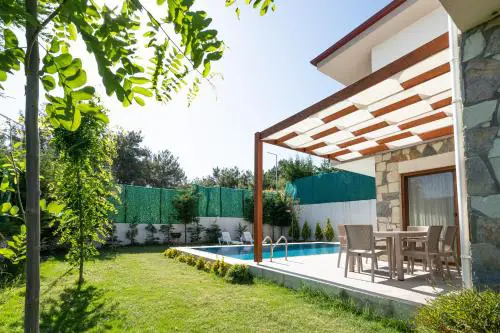 Vintage Villas