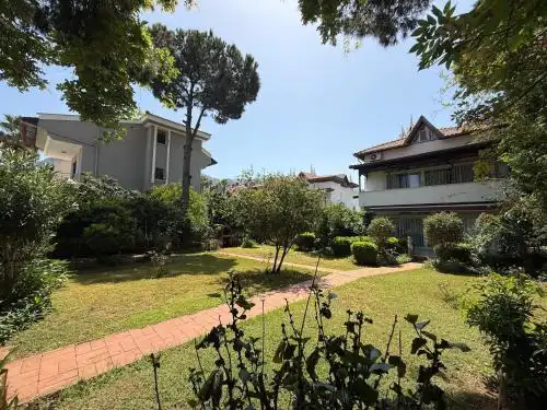 Mete 3 Villa İçmeler Daily Weekly Rentals