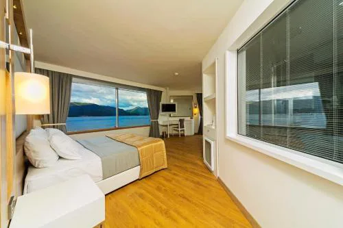 Poseidon Hotel - Adult Only