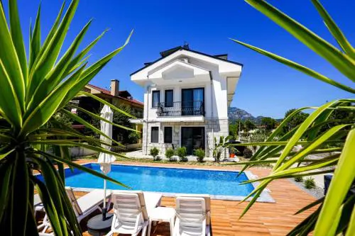 Meva Luxury Apartments