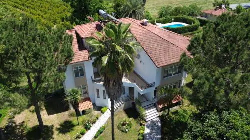 Malikane Residence,6 bed detached