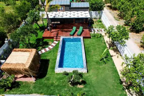 SB GREEN GARDEN