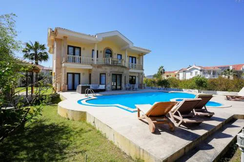 Villa Leisha