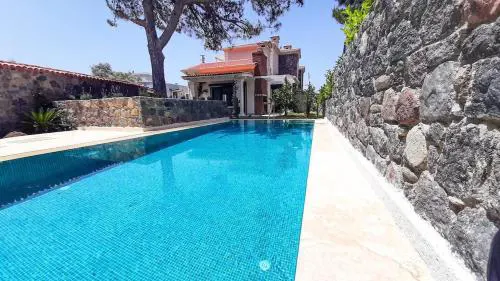 Forest House - Kuscular Urla Villa