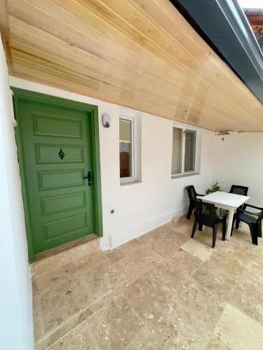 Holurla Urla House
