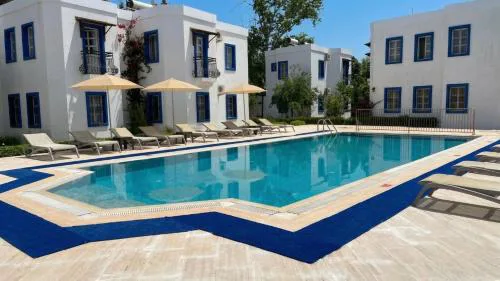 Ege Apartments