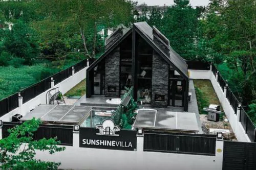 Sunshine Villa