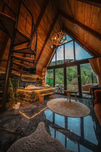 Waterfall suit bungalov