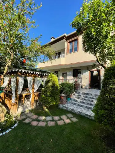 Green Garden Villa