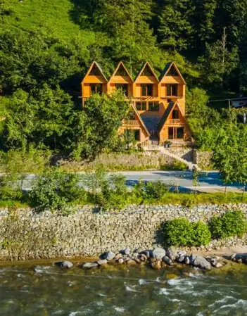 ELASYA BUNGALOV