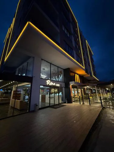 Rena Grand Residence & Suit
