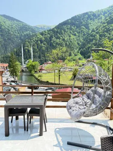 Mavro Uzungöl